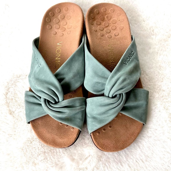 Vionic Shelley Slide Sandal Mint Color Soft Buttery Suede Size 6 - Picture 8 of 13